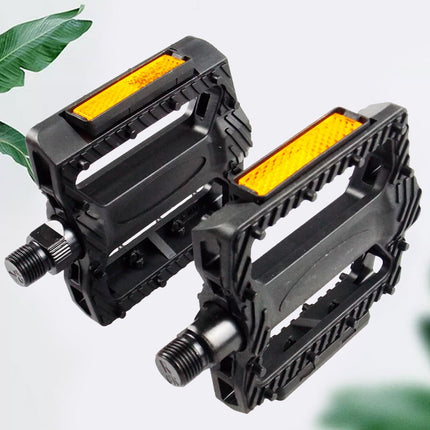 Masteelf 1 Pair of Pedals Anti-slip Plastic Grain Large Treadle Universal Road Bike Pedals.