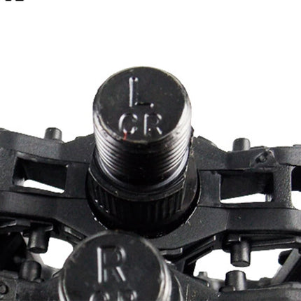 Masteelf 1 Pair of Pedals Anti-slip Plastic Grain Large Treadle Universal Road Bike Pedals.