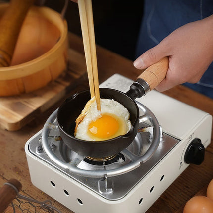 Deepened cast iron oil pouring pan mini pan for hot milk and frying eggs.
