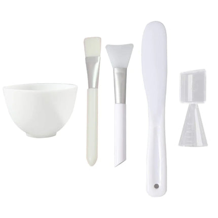 Face Mask Mixing Bowl Set with Silicone Facial Bowls, Brushes, Spatula, Measuring Cup + Scoop, 5 in 1 Esthetician Tool Kit, SPA Quality-White White 5.9*3.94*7.87inch 5 Pcs.