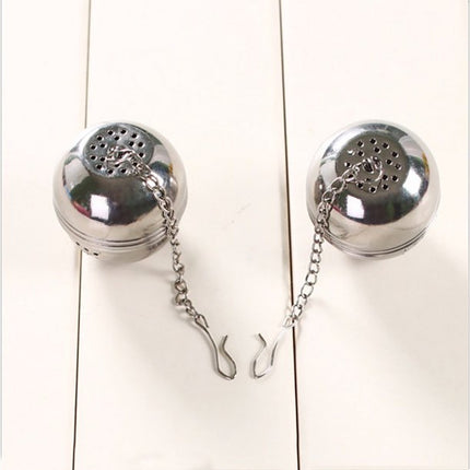 Spice Ball for Cooking, Tea Infuser, Stainless Steel Tea Ball Strainer Spice Infuser, Soup Seasonings Seperation Basket with Extended Chain Hook for Brewing Tea Spices Seasonings, 1.57x1.57 2.08" x 2.75" Silver.