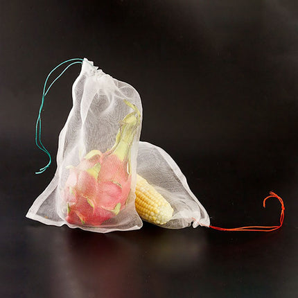 Fruit Protection Bags, Fruit Netting Bags for Fruit Trees Fruit Cover Mesh Bag with Drawstring, Netting Barrier Bags for Protecting Fruit and Vegetables, 1 Pcs, 3.93x5.9 3.93" x 5.9" White.