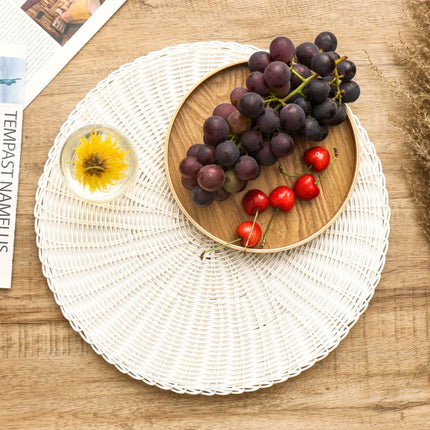 14 Inch Round Woven Placemats, Non Slip Heat Resistant Plastic Table Mats,Table Placemat For Household Use,Round Rattan Placemats Braided Cup Coasters For Drink Kitchen Dining Table Decoration Brown.