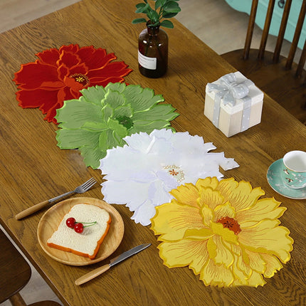 4 Pcs Flower Placemat,3D Flower Placemats,Flower Shape Placemat,Heat-Resistant And Washable Placemat for Dining Table,Tablemats Kitchen Table Setting Decorative for Wedding Holiday Dining Table,Red White.