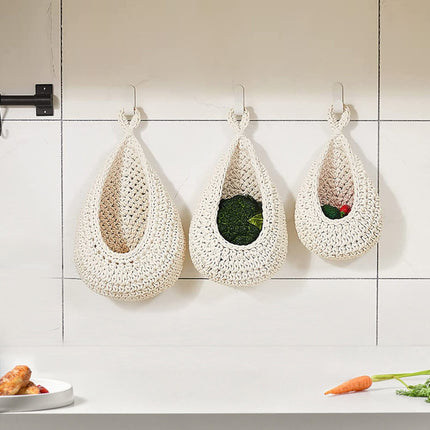 Woven Breads Baskets, Oval Small Fruit Baskets, Stackable Plastic Wicker Baskets for Serving Vegetables, Kitchen, Restaurant, Outdoor, Imitation Rattan, 1 Pcs, 7.48x5.11x2.75 13.78" x 11.81" Beige.