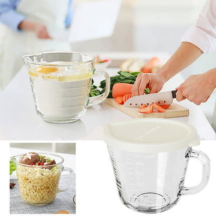 Transparent Glass Measuring Cup for Baking,Microwave-Safe with Handle and Graduated Marks,High Borosilicate Material and Heat-Resistant,Ideal for Kitchen,Mixing,or Cooking..