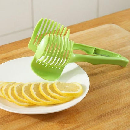 Onion Cutter - Tomato Cutter - Vegetable Cutter - Onion Comb - Cutting Aid - Potato Cutter - Kitchen Accessories - Lemon Cutter - Vegetable Holder - Fruit Cutter - Handy Kitchen Tools - Cutting Tools - Green - 1 Piece.