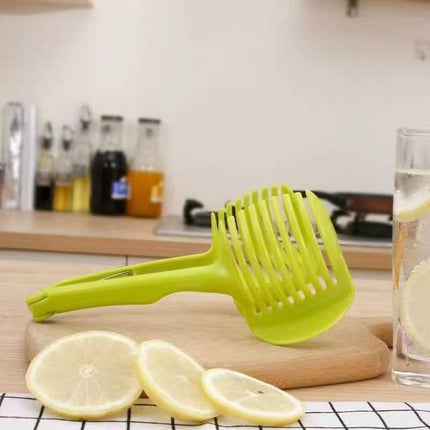 Onion Cutter - Tomato Cutter - Vegetable Cutter - Onion Comb - Cutting Aid - Potato Cutter - Kitchen Accessories - Lemon Cutter - Vegetable Holder - Fruit Cutter - Handy Kitchen Tools - Cutting Tools - Green - 1 Piece.