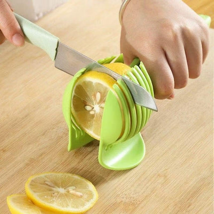 Onion Cutter - Tomato Cutter - Vegetable Cutter - Onion Comb - Cutting Aid - Potato Cutter - Kitchen Accessories - Lemon Cutter - Vegetable Holder - Fruit Cutter - Handy Kitchen Tools - Cutting Tools - Green - 1 Piece.