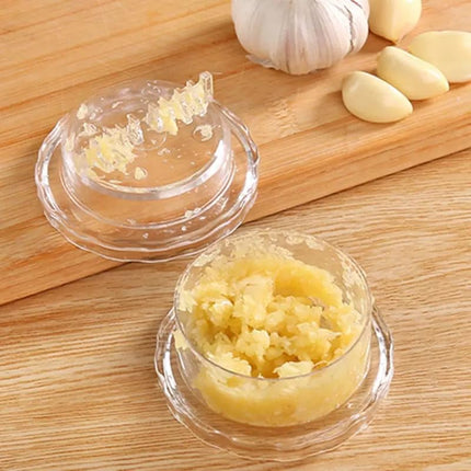 Garlic Press - Garlic Cutter - Garlic Grater - Ginger Mill - Herb Grinder - Garlic Crusher - Kitchen Gadget - Manual Press - Twist System - Kitchen Aid - Chopper - Dishwasher Safe - Transparent - 1 Piece.