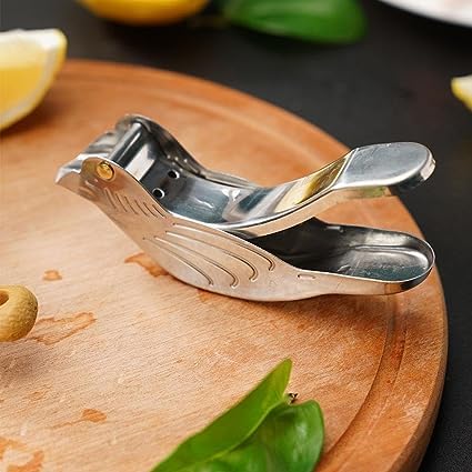 Lemon Squeezer - Manual Citrus Juicer - Lime Squeezer - Hand Squeezer - Kitchen Gadgets - Lemon Squeezer - Bird - Fruit Squeezer - Cocktail Accessories - Tableware - Gift - Orange Squeezer Hand - Stainless Steel - Silver - 1 Piece.
