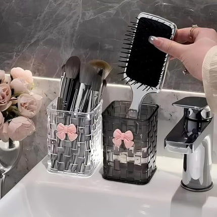 Desk organizer - Organizer - Storage basket - Storage box - Desk accessories - Desk organizer pen tray - Desk organizer pen tray - Bathroom cabinet - Bathroom furniture - Bow - Transparent white - 1 piece.