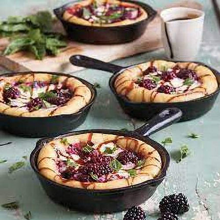 Cast Iron Frying Pan - Mini Skillet - Ø 16 cm - Egg Pan - Tapas Pan - BBQ - Camping - Serving Pan - Blini Pan - Pancake Pan - Saucepan - Melting Pan - Outdoor Cooking - Robust - Frying Pan - Kitchen Aid - Black - Cast Iron - 1 Piece.
