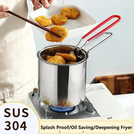 Mini Deep Fryer with Basket & Lid.