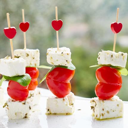 Cocktail sticks - Satay sticks - Tapas sticks - Hearts - Party supplies - Snacks - Valentine's Day - Wedding - Love - Decoration - Snacks - High Tea - Treat - Buffet - Cheese sticks - Wood - Bamboo - 12 cm - Red - 100 Pieces.