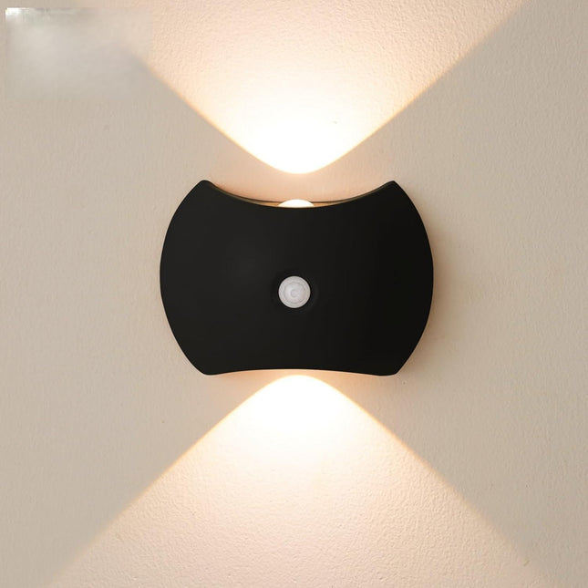 Indoor Wall Lamp - Night Light with Motion Sensor - Wireless LED Wall Light - Rechargeable Wall Lamp - Stair Lighting - Closet Lighting - Bedroom Lamp - USB Rechargeable - Magnetic -Warm White Light - Black - 1 Piece.