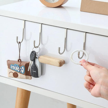 4 pieces - Hooks - Cabinet door hooks - S-shaped hooks - Storage hooks - Storage accessories - Suitable for kitchens, bathrooms, cabinets, nightstands - Silver - 6.5*2.5*7.5 cm.