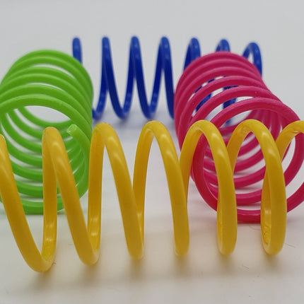 Springs Cat Toys – 20 Cat Feathers in 4 Colors – Spirals.