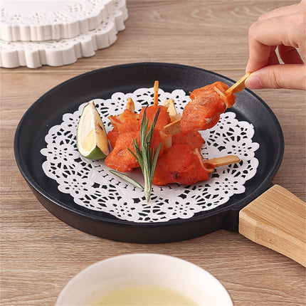 Lace Paper Placement, 12 inch Round White Paper Placement, Disposable Paper Placemats, for Wedding, Birthday, Cakes, Desserts, Tableware Food Decoration, Pack of 100.