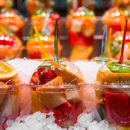 25Pcs Disposable Snack Bowls,Disposable Clear Cups with Dome Lids,Mini Parfait Appetizer Containers,8oz Disposable Dessert Cups for Salad and Fruit.