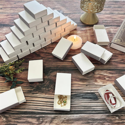 Blank Matches Containers,Tutuviw 50 Pcs Blank Match Storage Boxes Bulk,Fireplace Matches Holder Decorative with Double-Sided Striker for Guests Birthday Bridal Shower Party Favor(White,2.2x1.4x0.6in).