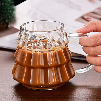 Christmas Tree Coffee Mug, 350ml Tree-shaped Clear Glass Coffee Mug with Handle for Ice Americano, Tea, Milk, Creative Christmas Gift for Colleagues, Friends(1*Cup, with Lid & Straw) Clear.