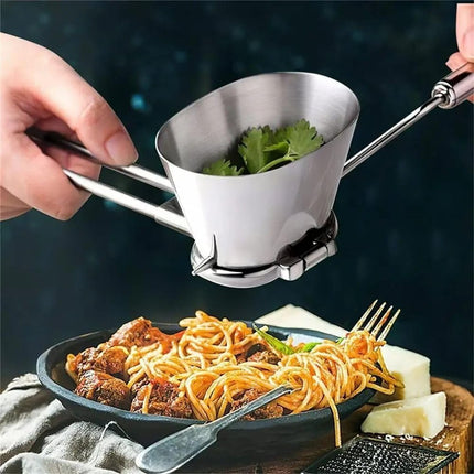 Tutuviw Manual Stainless Steel Parsley Shredder,Pepper Grinder,Herb Roller Mincer,Handheld Spice Grinder,Versatile Kitchen Tool for Herbs Vegetables Spices,Easy Hand-crank for Quick Cutting/Mincing.
