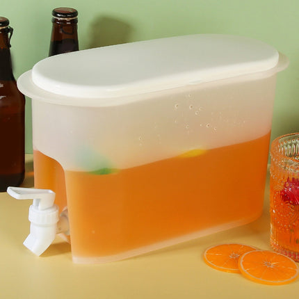Beverage Drink Dispenser for Fridge, Plastic Beverage Dispenser with Spigot, Juice Container Sealed, Cold Hot Drink Jug for Christmas Party Supplies, Outdoor Camping Tools Clear.