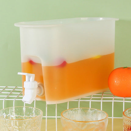 Beverage Drink Dispenser for Fridge, Plastic Beverage Dispenser with Spigot, Juice Container Sealed, Cold Hot Drink Jug for Christmas Party Supplies, Outdoor Camping Tools Clear.