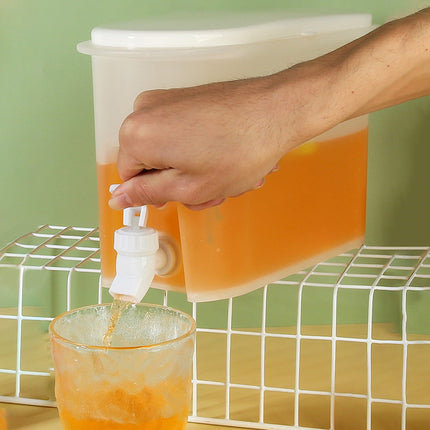 Beverage Drink Dispenser for Fridge, Plastic Beverage Dispenser with Spigot, Juice Container Sealed, Cold Hot Drink Jug for Christmas Party Supplies, Outdoor Camping Tools Clear.