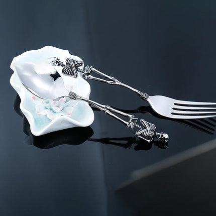 Darzheoy Stainless Steel Skeleton Skull Spoon and Fork Flatware Tableware Gifts for Halloween Easter and Christmas (Spoon) B.