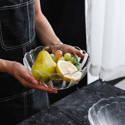 Luxshiny Transparent Acrylic Lotus Bowl - Lightweight Serving Bowl for Salad, Fruits, Desserts, Ideal for Parties, Gatherings, and Everyday Use 13.2*13.2*5.2cm As Shown.