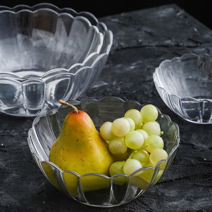 Luxshiny Transparent Acrylic Lotus Bowl - Lightweight Serving Bowl for Salad, Fruits, Desserts, Ideal for Parties, Gatherings, and Everyday Use 13.2*13.2*5.2cm As Shown.