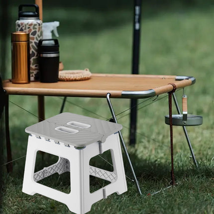 Darzheoy Adult Folding Step Stool, Foldable Stool, Suitable for Living Room, Kitchen, and Bathroom, Portable Travel Stool Gray.