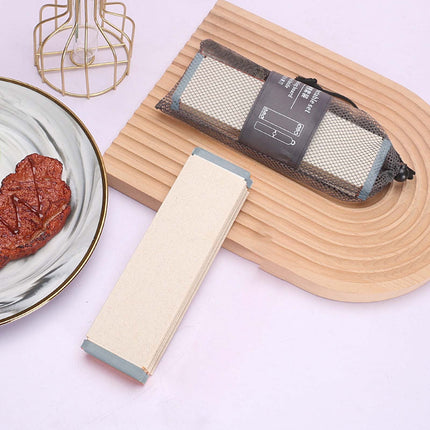 Chmadoxn Plastic Cutting Boards for Kitchen Dishwasher Safe, Double-sided Design Extra Large Cutting Board for Meat , Easy Grip Handle, Non-Slip, with Grinding Area 7.87×10.8 in Gray.