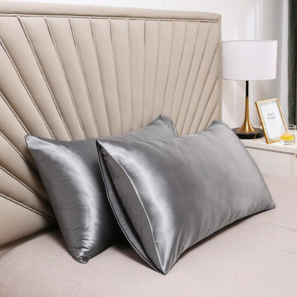 A pair of solid-color silk-like pillowcase pillowcase and envelope pillow (silver).