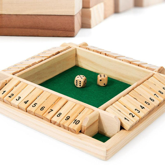 A green card-flipping toy, an interactive and educational toy for parties, a casual game prop for board game cards with four-sided numbers.