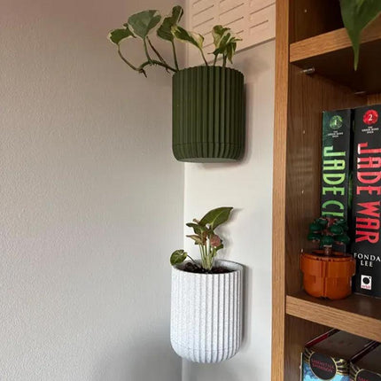 Modern Minimalist Mounted Planter, Indoor, Hidden Wall Mount, Home Decor, Home Gift, Wall Planter, Hidden Drip Tray.