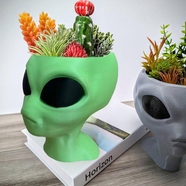 Alien Planter - Alien Bust Plant Pot - Scifi Indoor Planters - Space Indoor Home Decor - Cool Planters - Office Plant（green）.