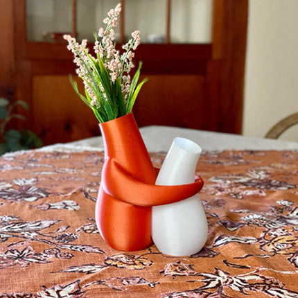 3D printedHugging Vases, decorative vase, suitable for office and home desktop flower pots, a gift for illustration enthusiasts, Valentine's Day, Mother's Day, Easter gift..
