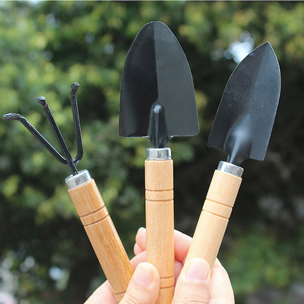 3-Piece Mini Garden Tool Set – Wooden Handle Trowel, Transplanter & Cultivator for Indoor Plants, Potted Succulents & Outdoor Gardening.