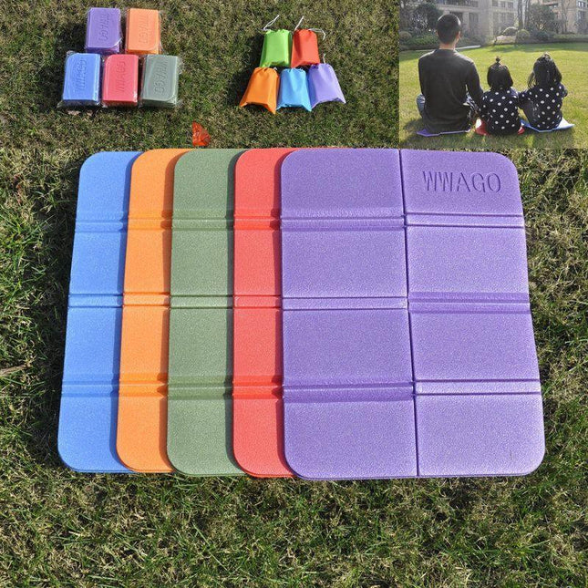 Folding picnic mat-Purple.