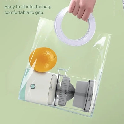 New portable USB juicer, powered by a rechargeable lithium battery, extracts juice from oranges, lemons, watermelons, grapes, and other juicy fruits with the press of a button, efficiently separating pulp residue—a versatile kitchen and travel helper..