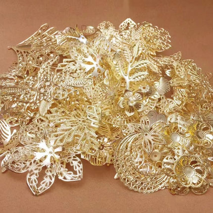 50g/lot Mixed Metal Flower Petals Filigree Wraps Clutches White.