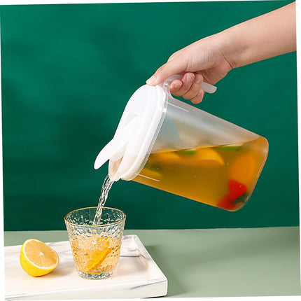 Cooling Water Jug, 1.5L and 2L plastic jug with filter lid, leak-proof for juice or iced tea.