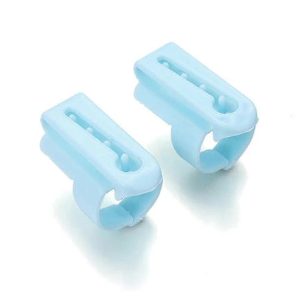 4pcs Yarn Guide Finger Holder Knitting Thimble Tool Plastic Yarn Guide Separated Yarns.