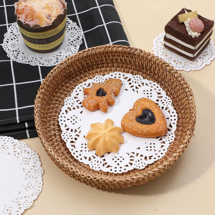300 Pcs Paper Doilies, 3 sizes Lace Doilies Paper Round Disposable Placemats White-Doilies for Tables Dessert Trays Party Craft Wedding Birthday Cakes Tableware Decorations (3.5 in, 4.5 in, 5.5 in).
