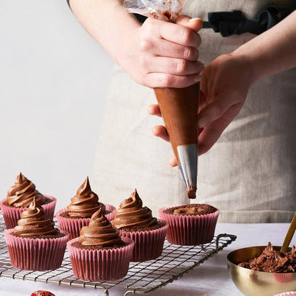 8 Pcs Large Piping Tips Set, Stainless Steel Cake Decorating Tips Set with 10pcs Piping Bag Pastry Cake Decorating Tip Baking Tools for Baking Cupcakes Decoration.