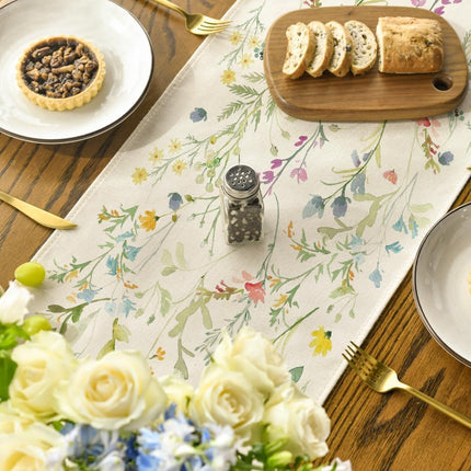 Wildflowers Bloom Flowers Spring Table Runner, Seasonal Summer Floral Kitchen Dining Table Decoration for Home Party Decor 13x72 Inch.