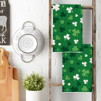 Green Clover Shamrock St. Patrick's Day Kitchen Towels Dish Towels, 18x26 Inch Farmhouse Holiday Spring Decoration Hand Towels Set of 2.